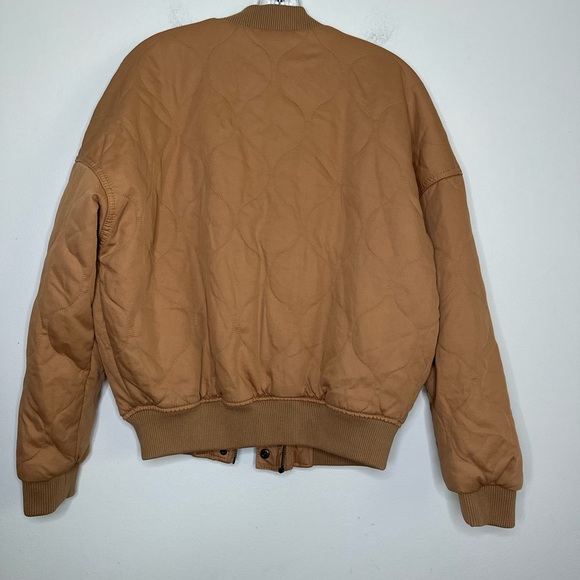 Universal Threads Quilted Puffer Utility Chore Jacket Sz XS Tan Oversized - Picture 3 of 5